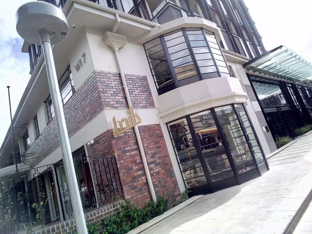 One Rosebank Stay Johannesburg Esterno foto
