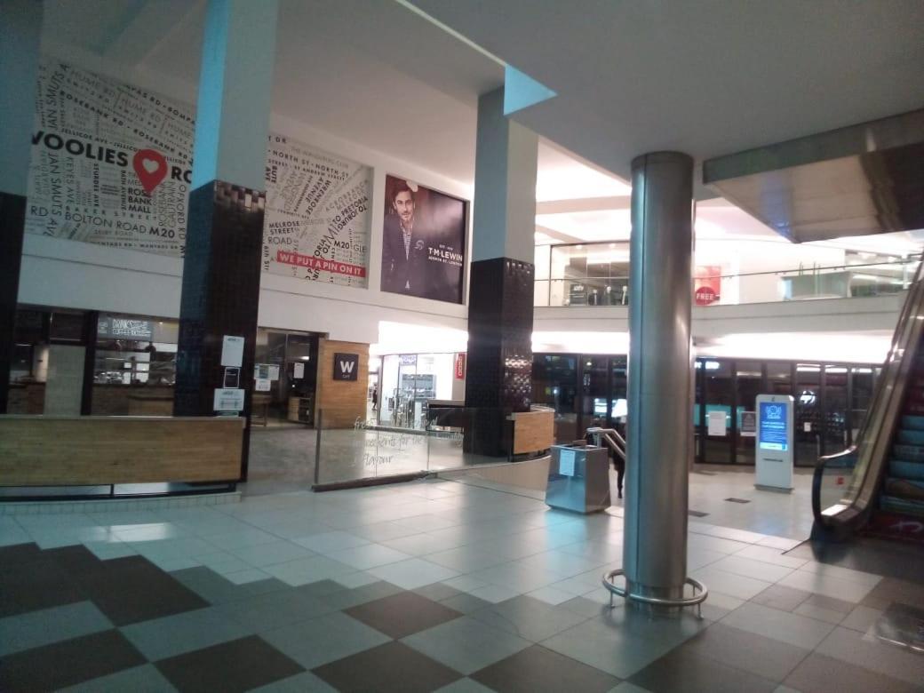 One Rosebank Stay Johannesburg Esterno foto