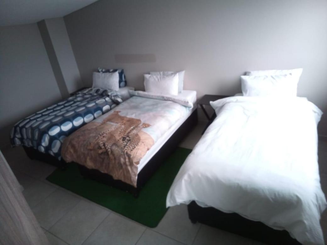 One Rosebank Stay Johannesburg Esterno foto
